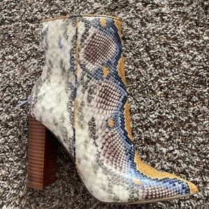 Brand new Trista multi snake booties